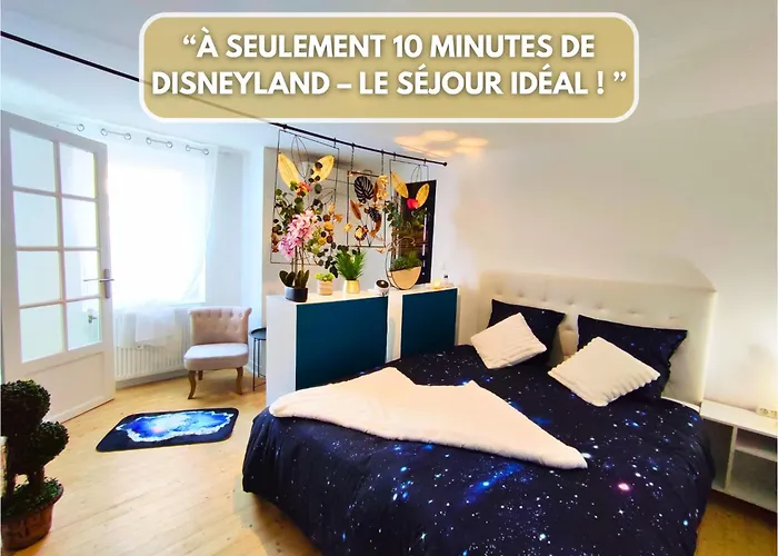Space House & Surprise - Disneyland & Paris